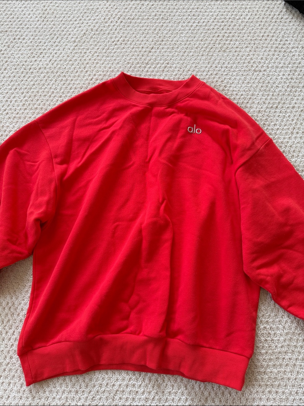 ALO Yoga women’s Red Crewneck Sweatshirt